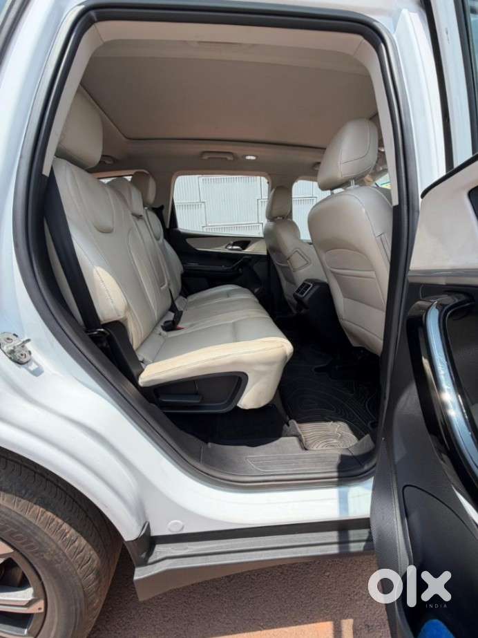 Mahindra Xuv700 2.2 Ax 7 Diesel Mt Str, 2022, Diesel