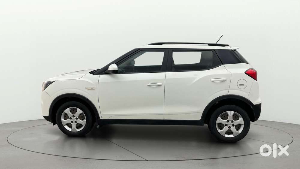 Mahindra XUV300 W6 AMT Diesel, 2021, Diesel