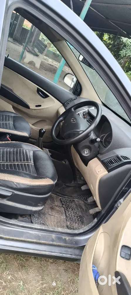 Hyundai Eon Magna 2016 Petrol New Battery