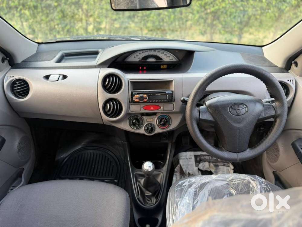 Toyota Etios Liva 1.2 Gx, 2012, Petrol