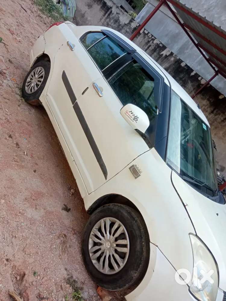 Maruti Suzuki Dzire 2011
