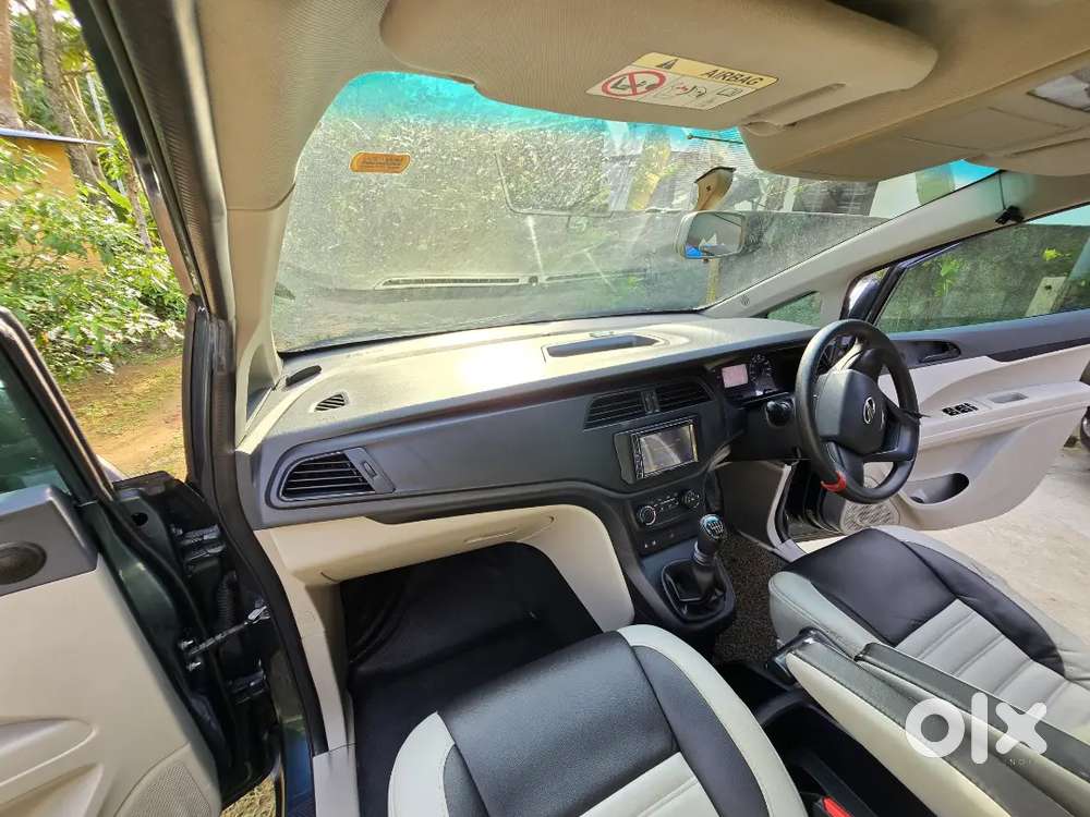 Mahindra Marazzo Diesel 2019