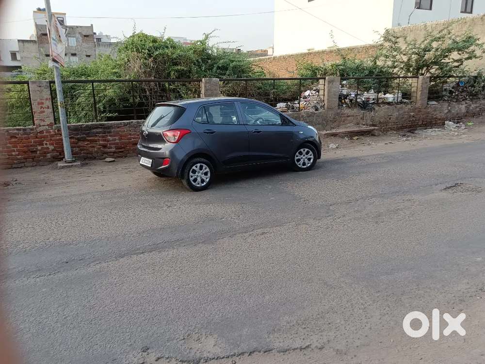 Hyundai Grand I10 2014 Petrol 76000 Km Driven