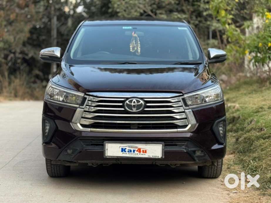 Toyota Innova Crysta [2020-ongoing] 2.4 Gx 7 Str, 2022, Diesel