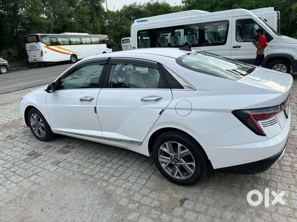 Hyundai Verna Sx 1.5 Petrol Ivt, 2023, Petrol