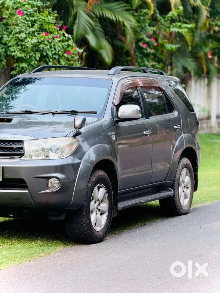 Toyota Fortuner 2011 Diesel Well Maintained