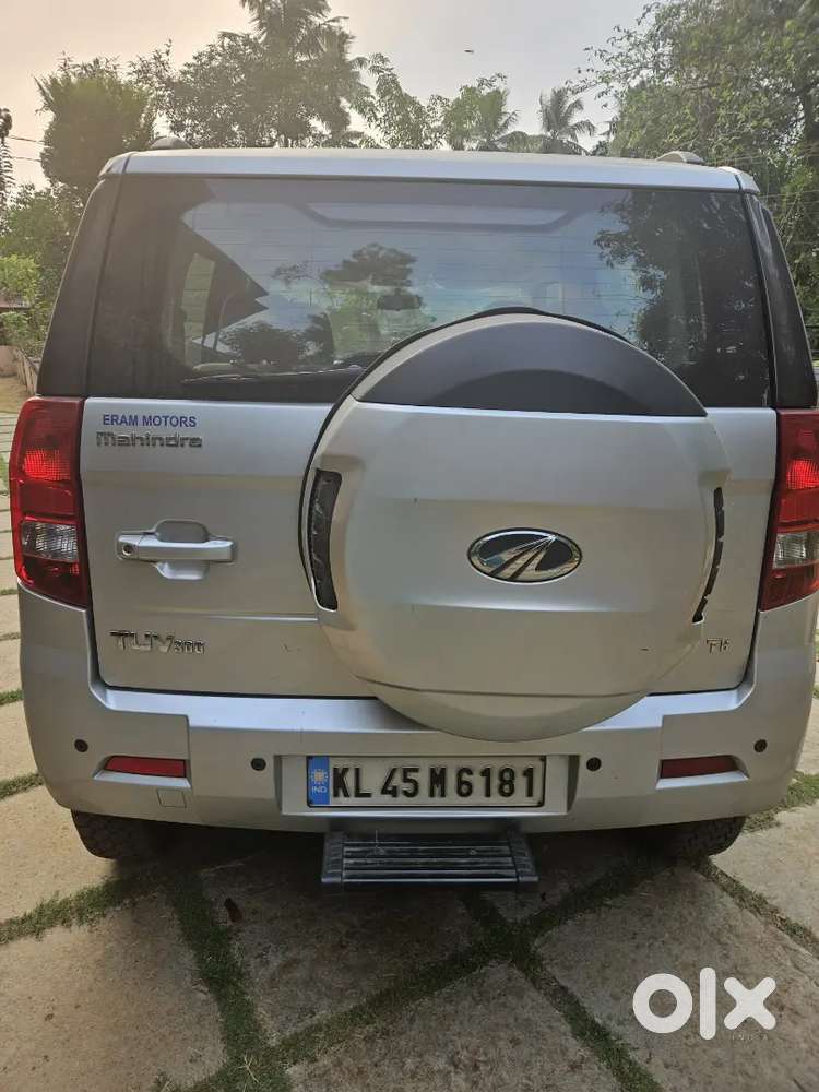 Mahindra Tuv 300 2015