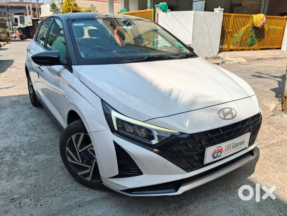 Hyundai I20 Asta (o) 1.2 Ivt, 2023, Petrol