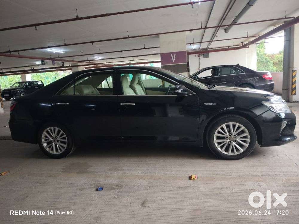 Toyota Camry Hybrid 2.5, 2016, Petrol