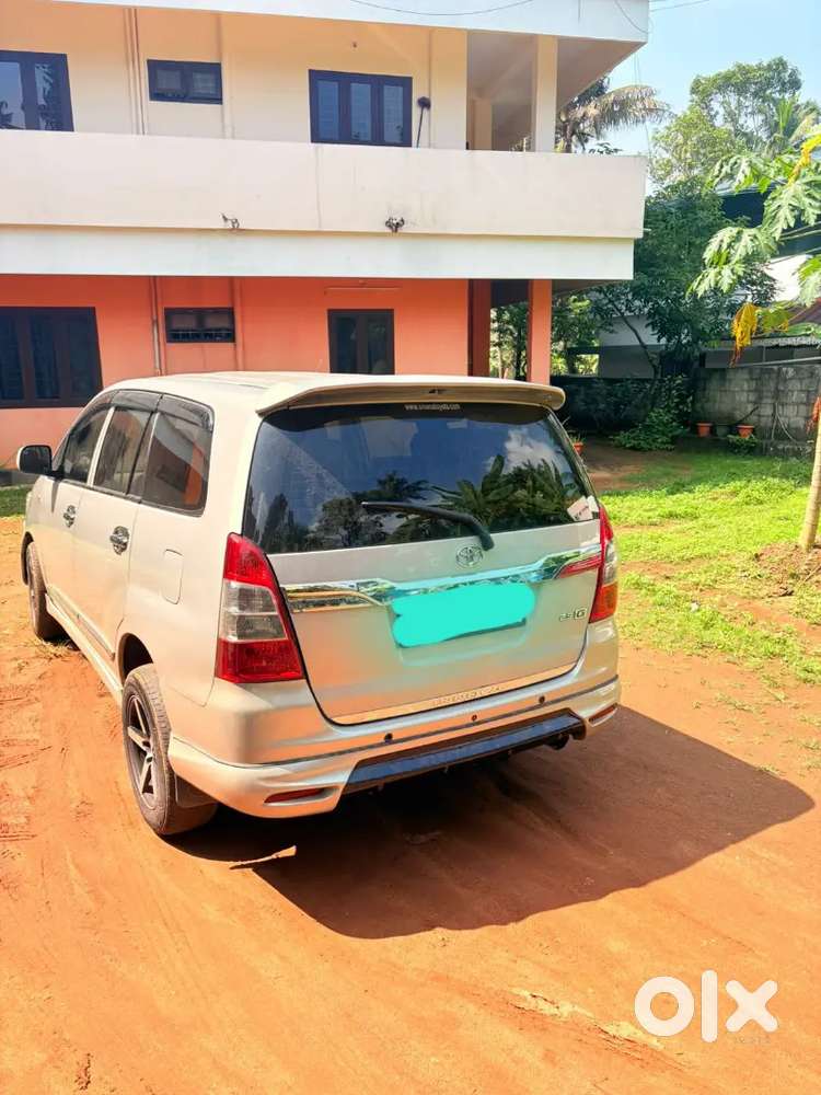 Toyota Innova 2013 Model Good Condition, New Tyres