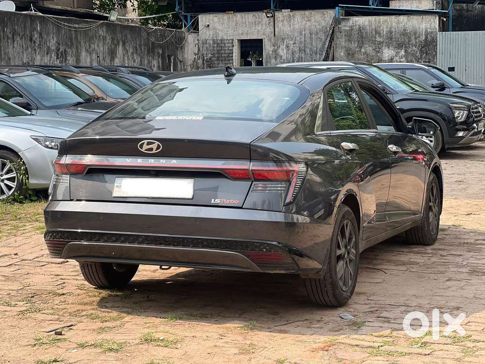 Hyundai Verna 1.5 Sx (o) Turbo Petrol Dct, 2023, Petrol