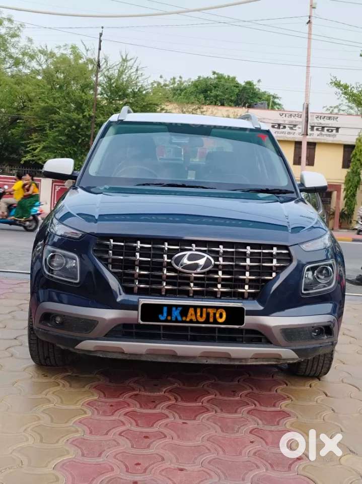 Hyundai Venue Sx (o) Mt 1.0 Turbo Dual Tone, 2020, Petrol