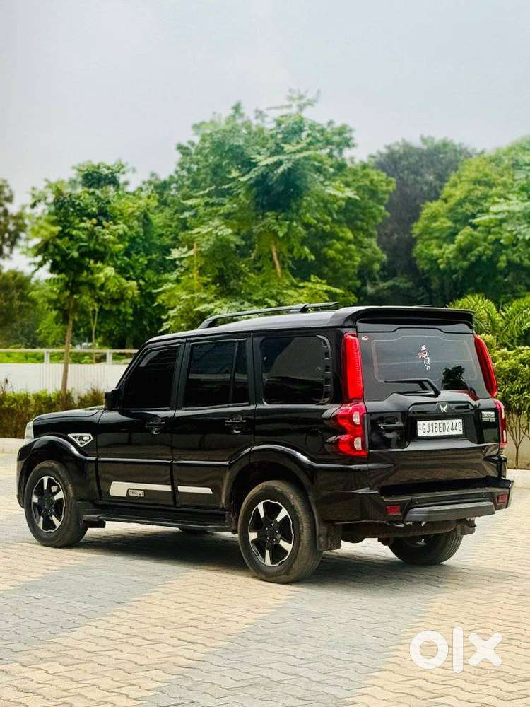 Mahindra Scorpio Classic 2.2 S 11 Mt 7 Cc, 2024, Diesel