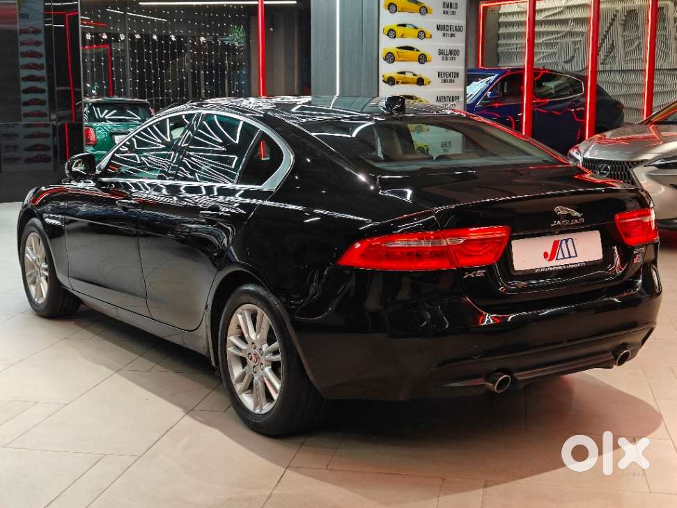 Jaguar Xe Portfolio, 2019, Petrol