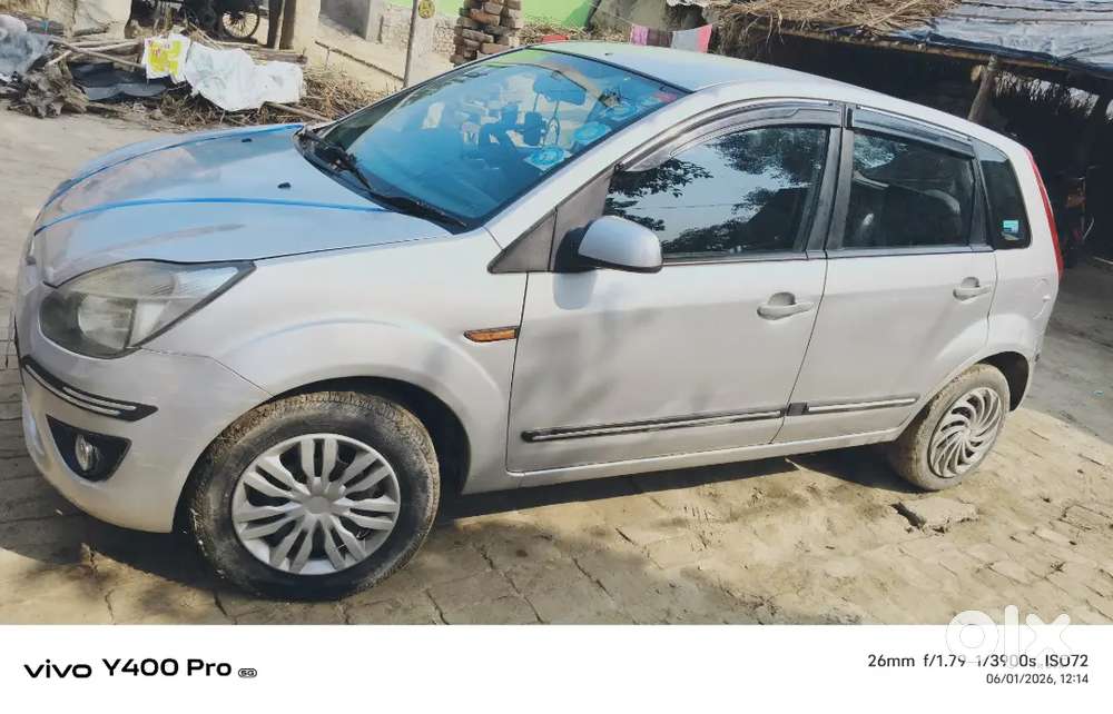 Ford Figo 2012 Diesel 80000 Km Driven