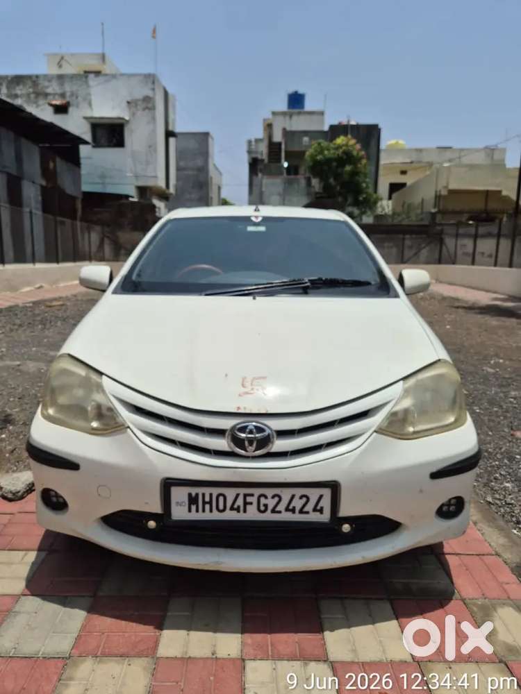 Toyota Etios 2012 Diesel 150000 Km Driven