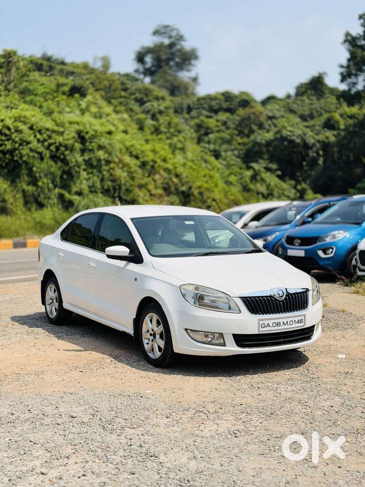 Skoda Rapid 1.6 Mpi Ambition Plus, 2014, Petrol