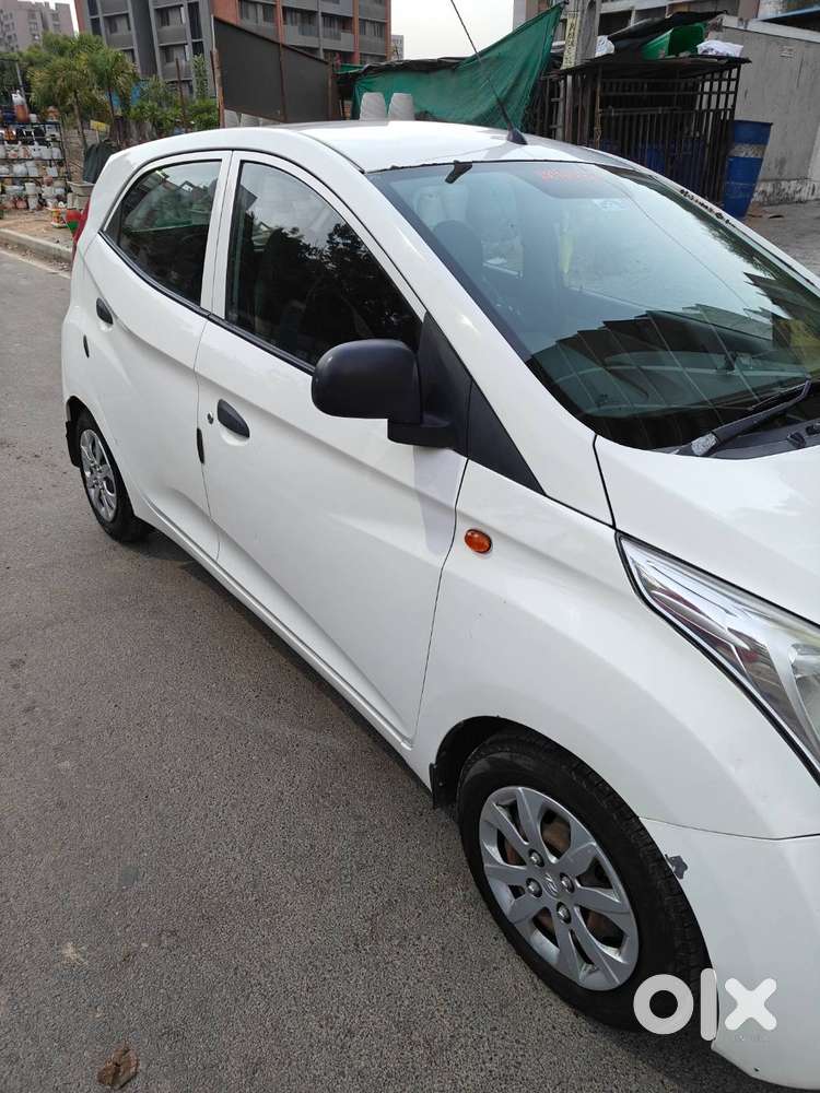 Hyndai Eon Petrol+cng