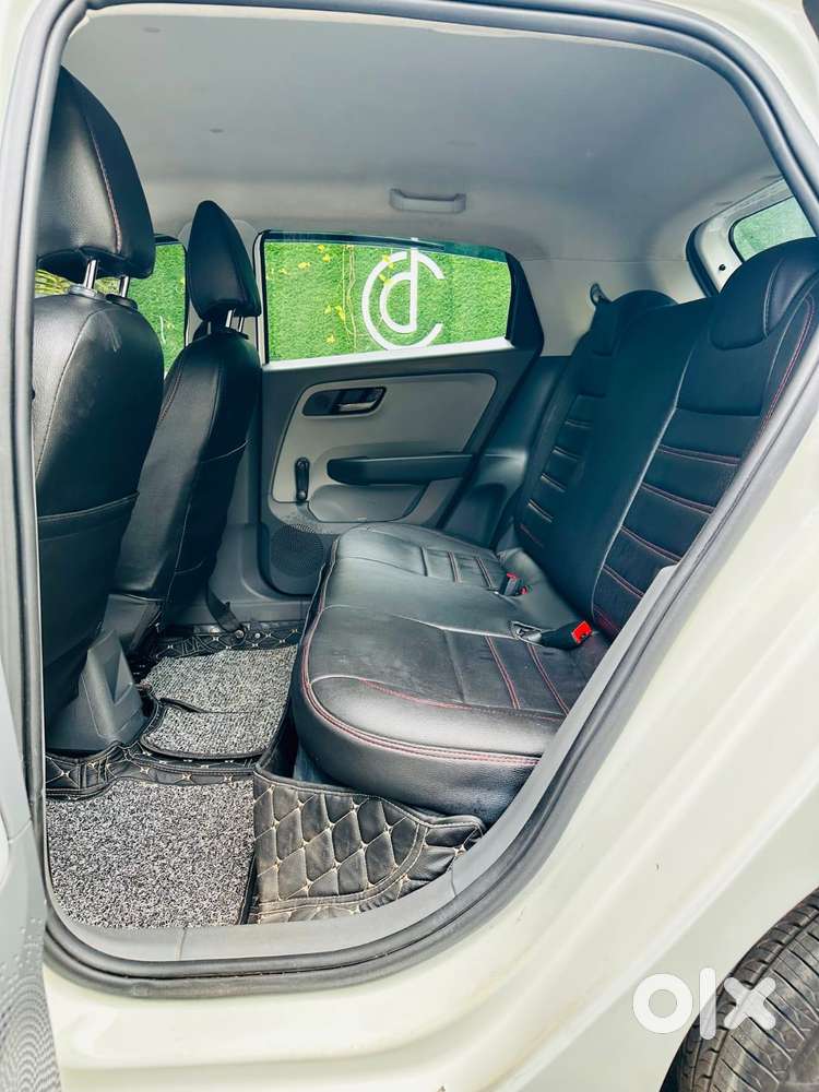 Tata Altroz 1.2 Xe, 2021, Petrol