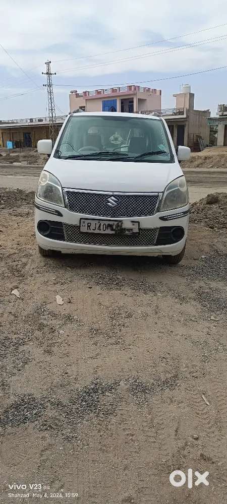 Genius Buyer Hi Sampark Karen Faltu Time Pass Wale Dur Rahe