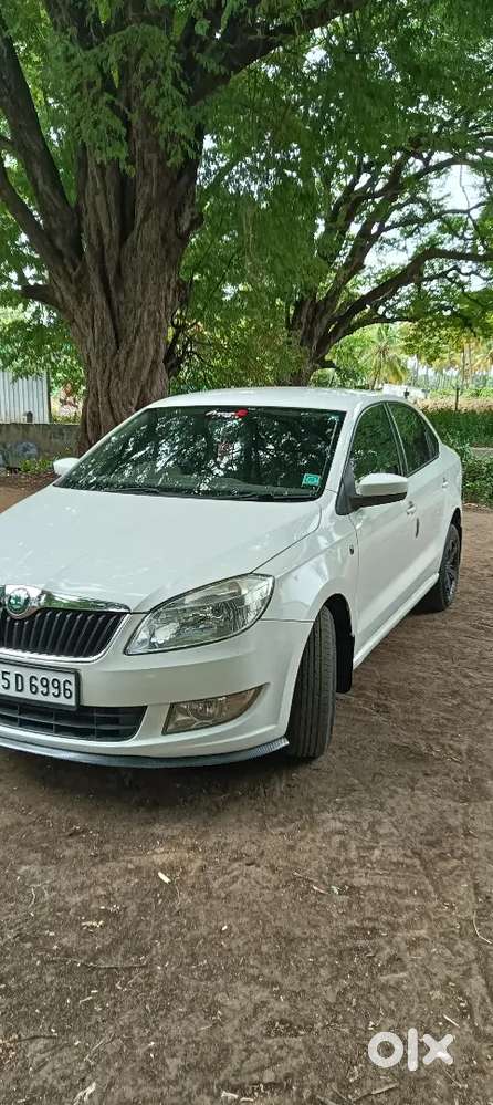 Skoda Rapid Elegance 2012 Diesel Fancy Number