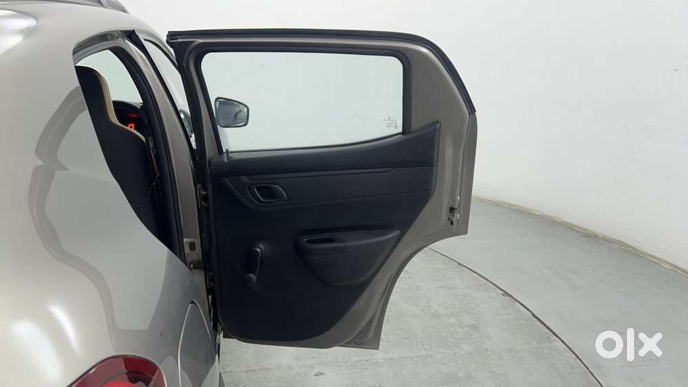Renault Kwid 2019-ongoing 1.0 Rxl Amt, 2017, Petrol