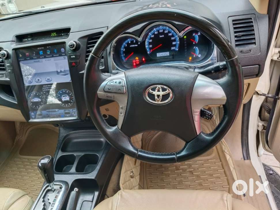 Toyota Fortuner 3.0 4x2 Automatic, 2015, Diesel