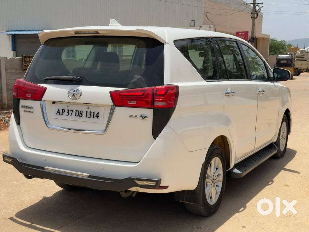 Toyota Innova Crysta 2.4 Vx Mt, 2018, Diesel