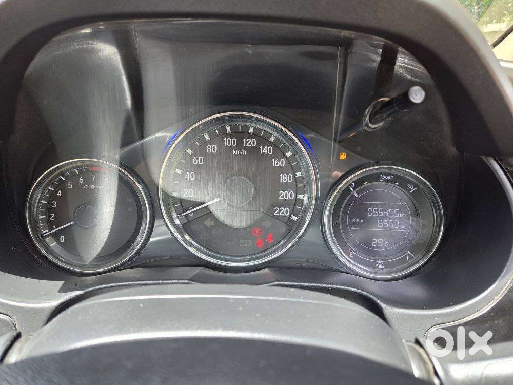 Honda City I-vtec V, 2018, Petrol