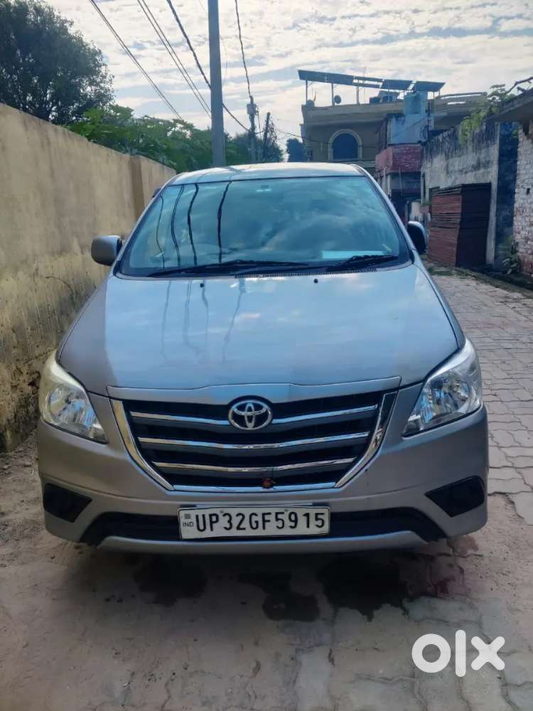Toyota Innova 2015 Diesel Well Maintained