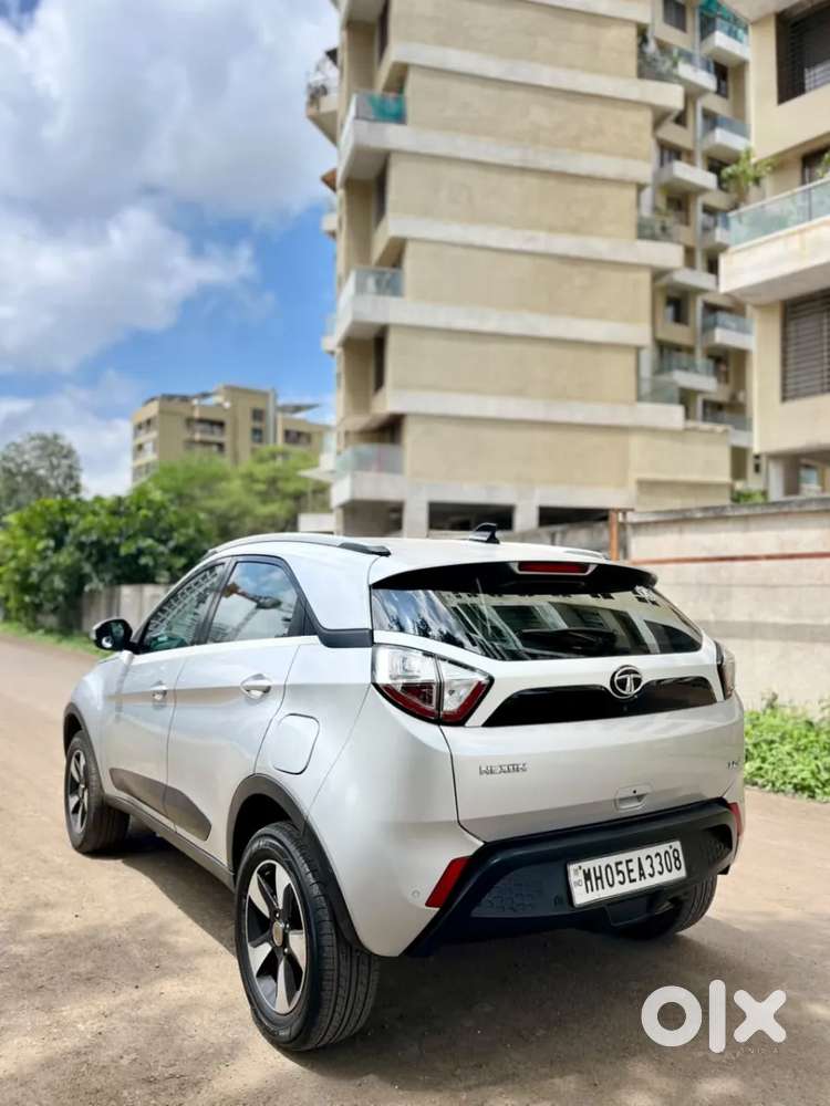 Tata Nexon 1.2 Revotron Xza Plus, 2019, Petrol