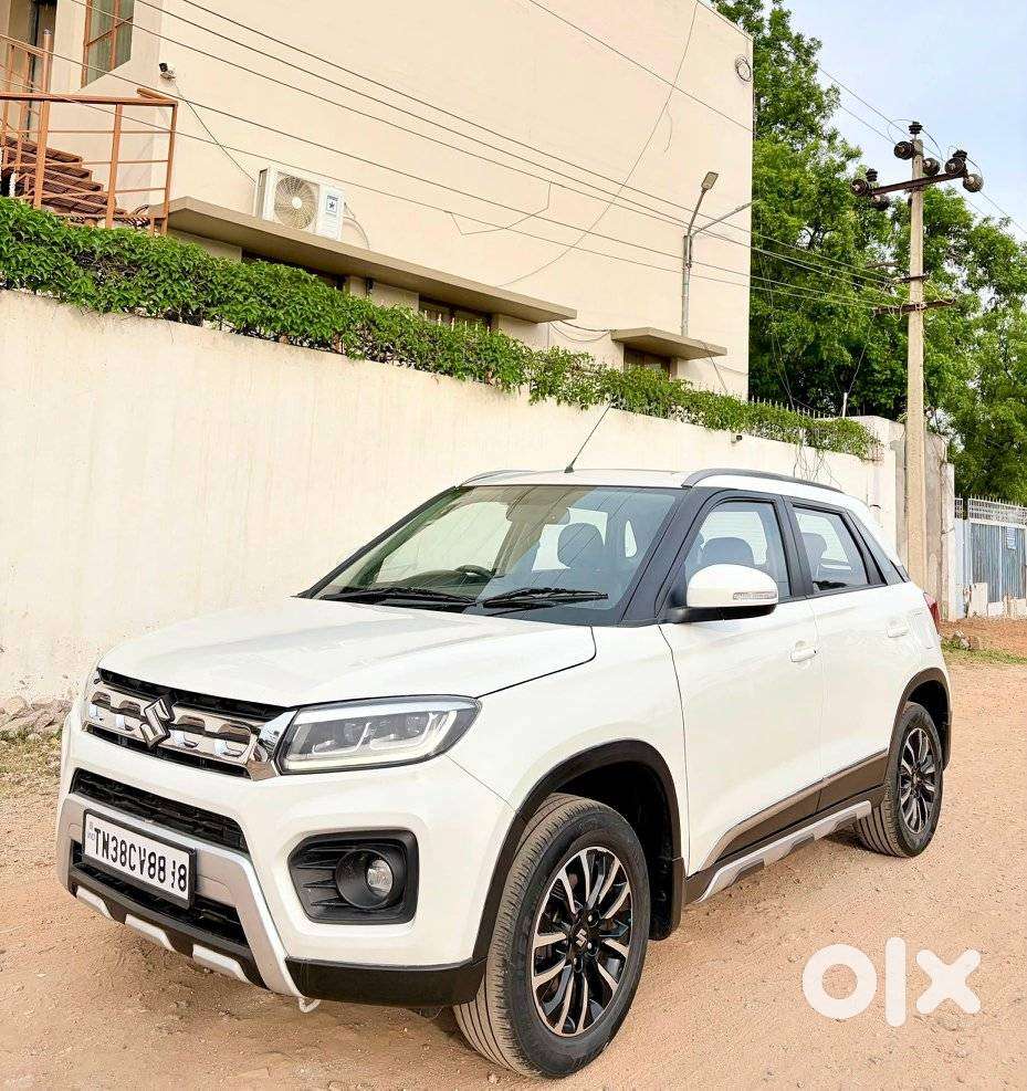 Maruti Suzuki Brezza 1.5 Zxi Plus Smart Hybrid, 2020, Petrol
