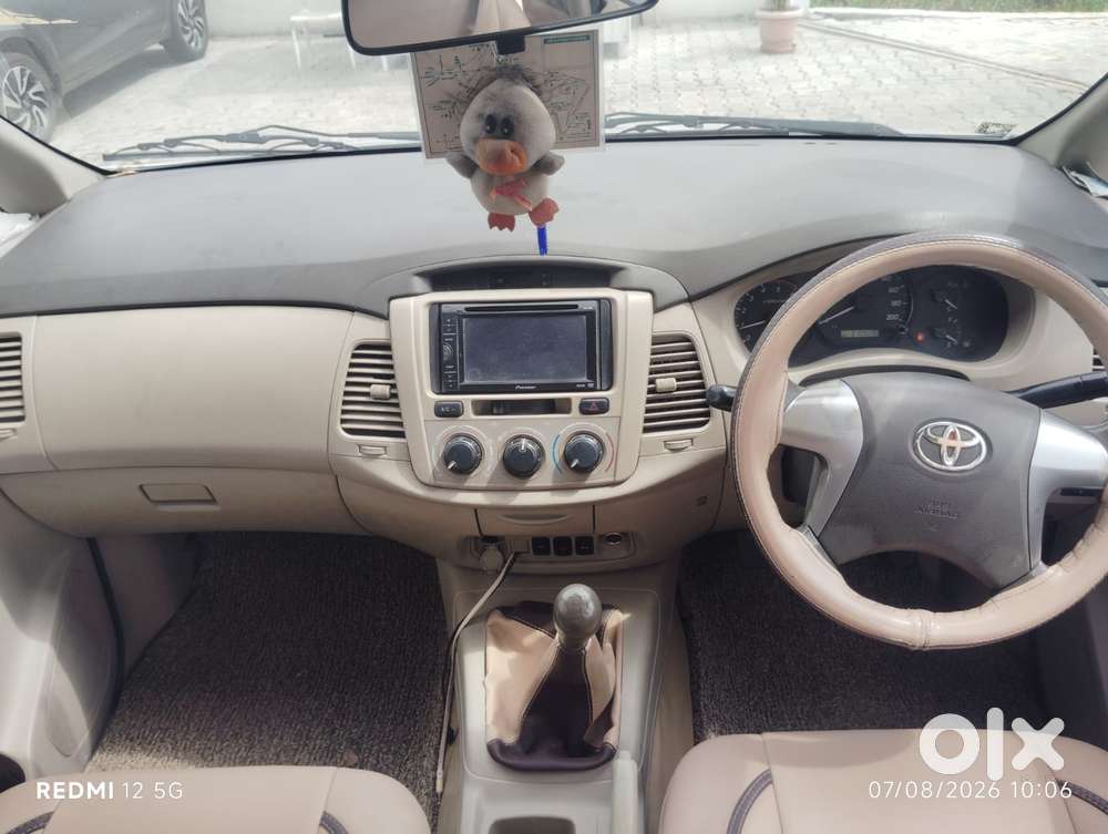 Toyota Innova 2.5 G (diesel) 8 Seater, 2014, Diesel