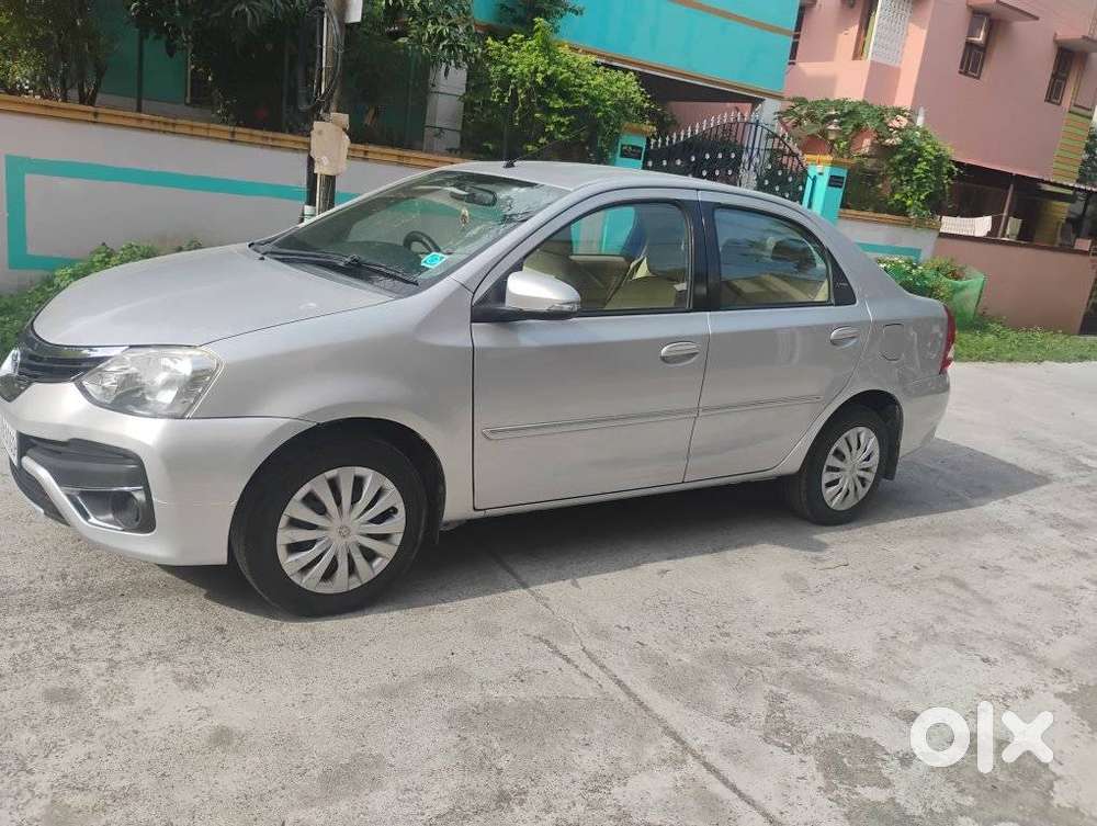 Toyota Etios 1.5 V, 2017, Petrol