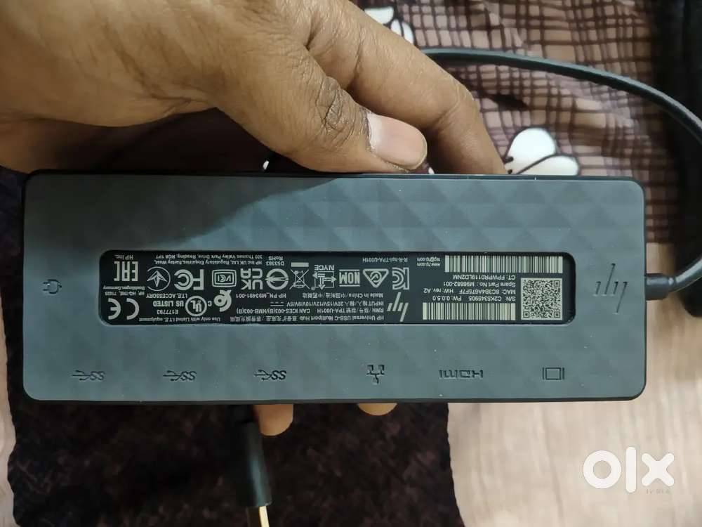 HP Universal USB-C Multi-Port( 7 in 1)