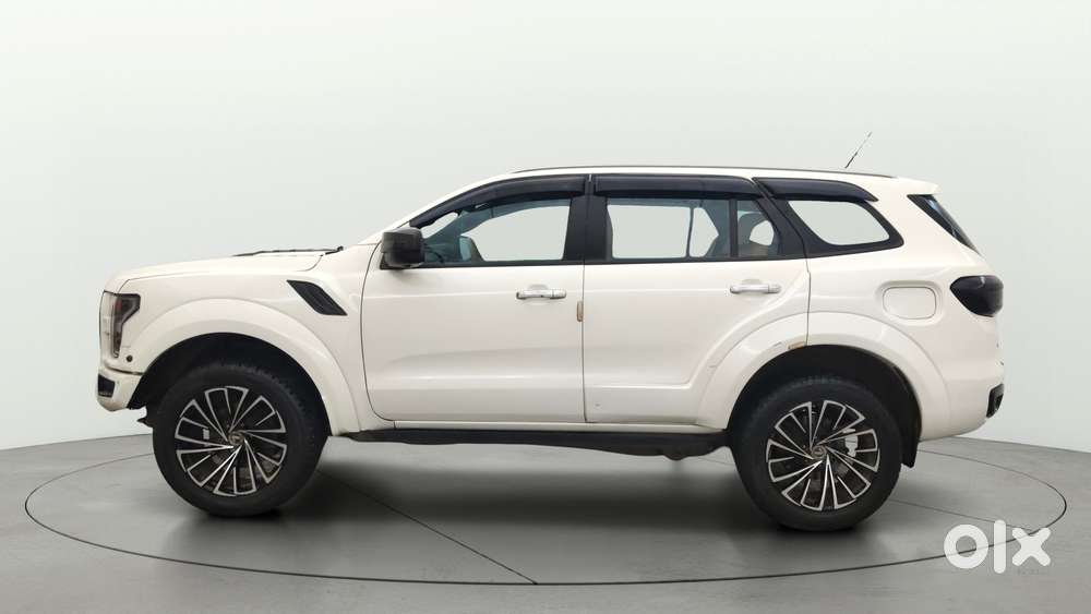 Ford Endeavour 3.2 Titanium 4x4 At, 2016, Diesel