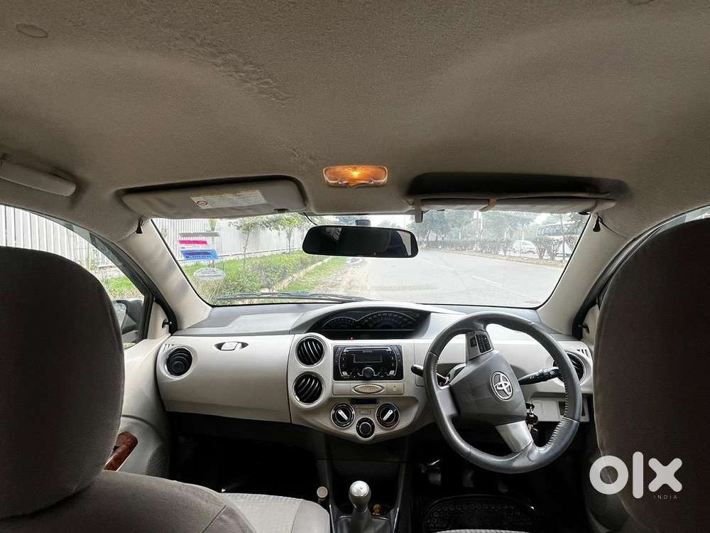 Toyota Petrol Manual 2013 Car