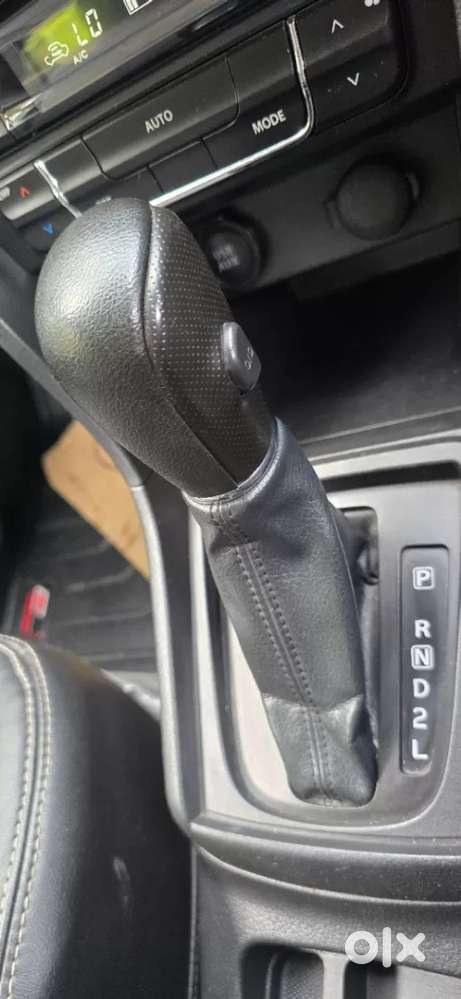 Maruti Suzuki Vitara Brezza 1.5 Zxi At, 2021, Petrol