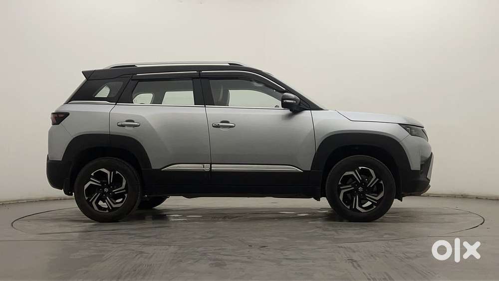 Maruti Suzuki Brezza 1.5 Zxi Plus Smart Hybrid Dual Tone, 2022, Petr..