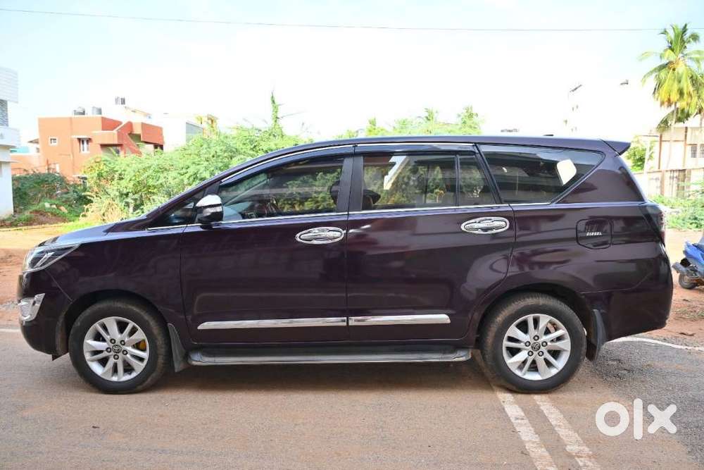 Toyota Innova Crysta 2.4 V, 2016, Diesel