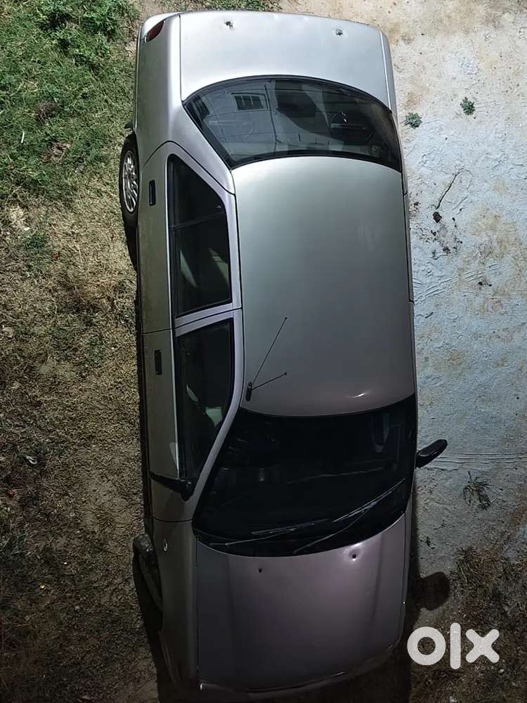 Maruti Suzuki Esteem 2004