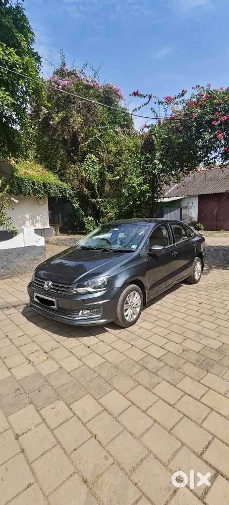 Volkswagen Vento Tdi Highline 2015 Dsg Automatic Diesel 2nd Owner