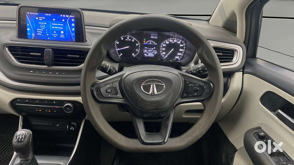 Tata Altroz Xz, 2022, Petrol