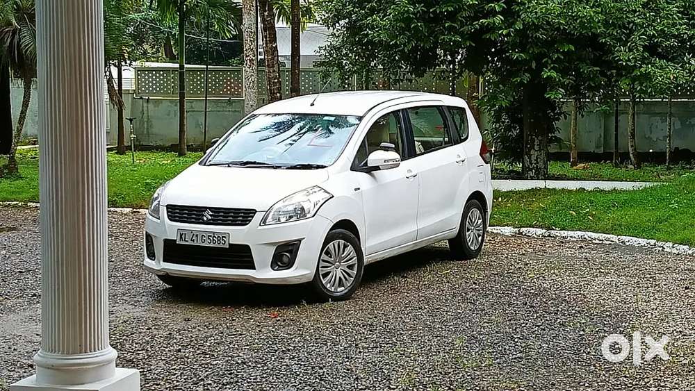 Maruti Suzuki Ertiga 2013 Diesel 145000 Km Driven