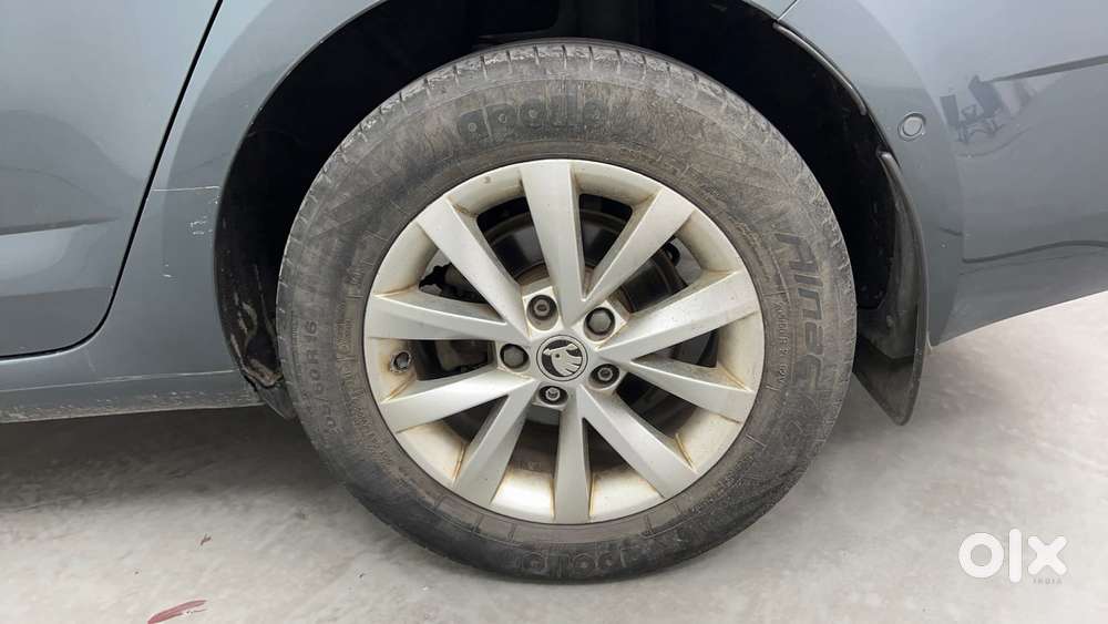 Skoda Octavia 2.0 L K Tsi At, 2018, Petrol