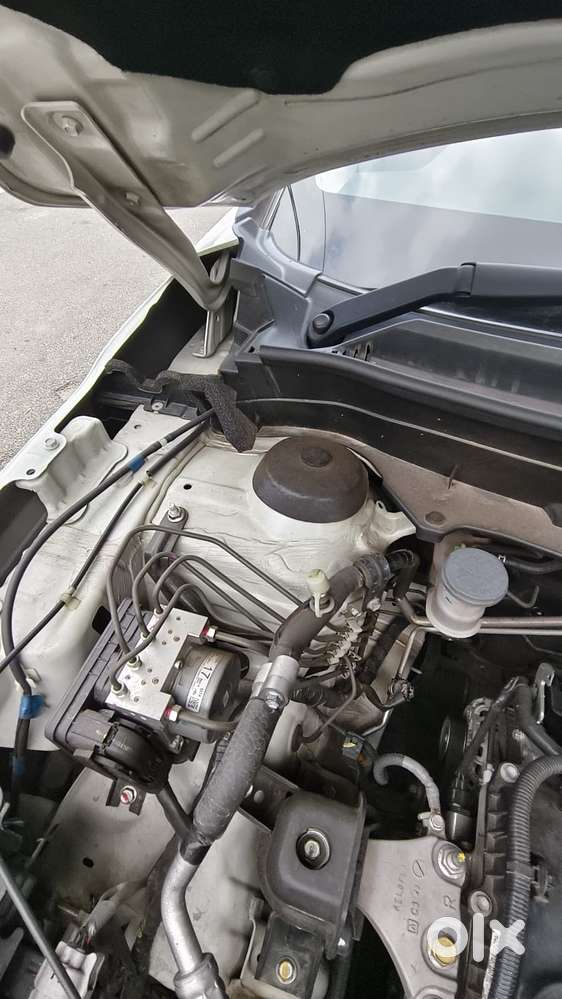 Maruti Suzuki Brezza 1.5 Lxi Smart Hybrid, 2024, Petrol