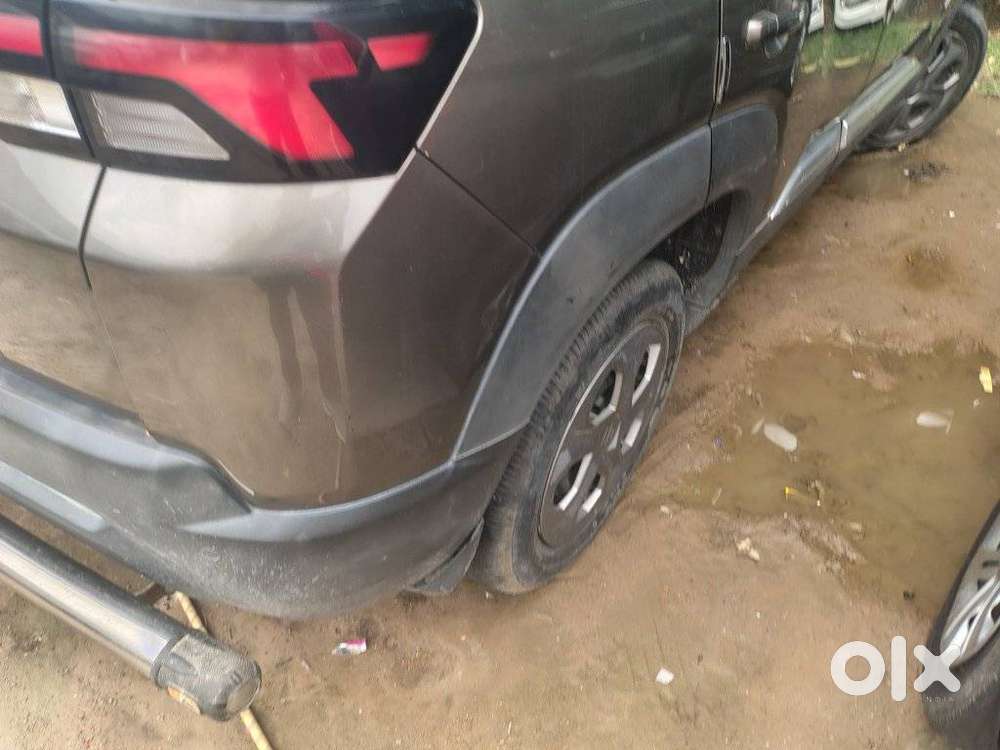 Maruti Suzuki Brezza 1.5 Vxi Smart Hybrid, 2024, Petrol