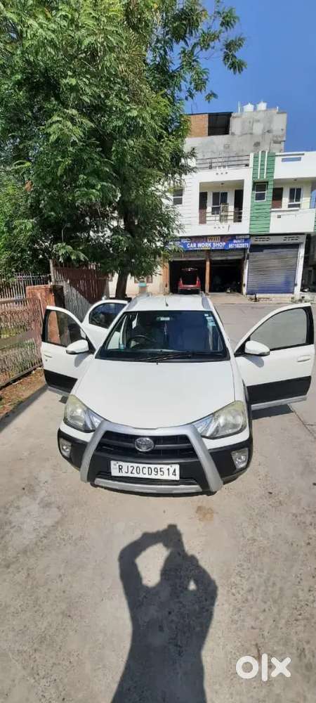 Toyota Etios Cross