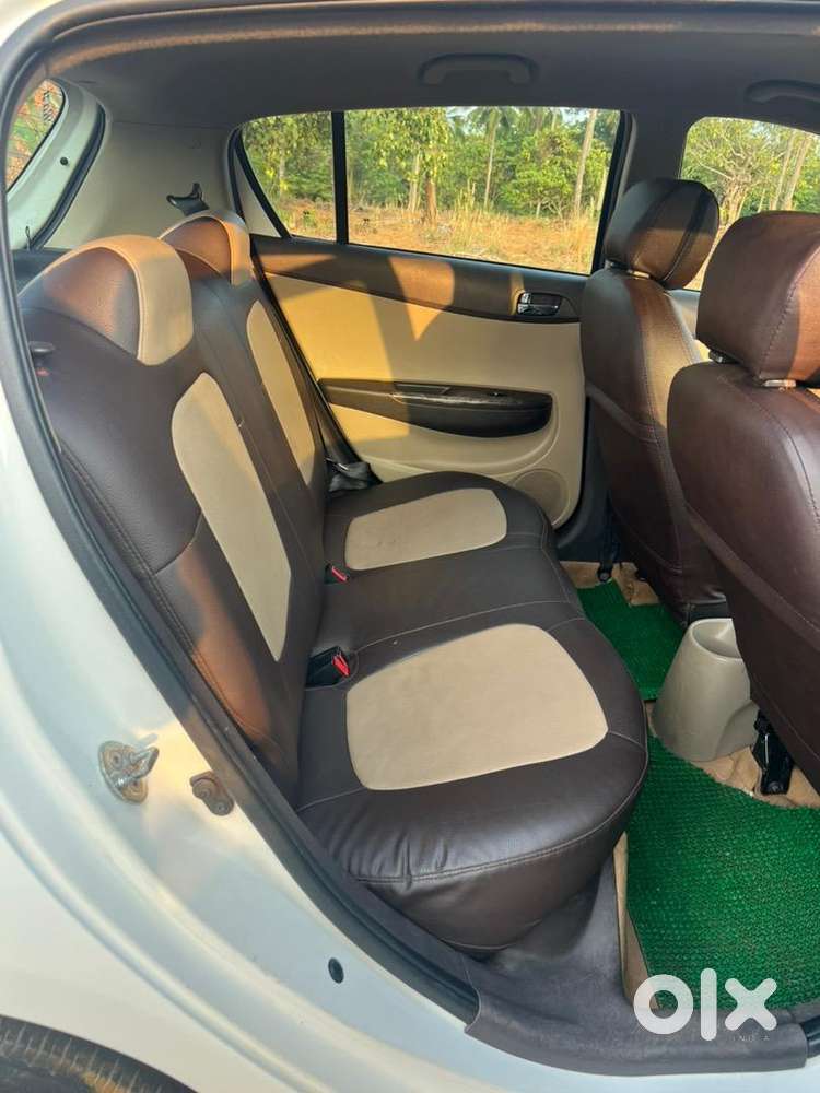 Hyundai I20 2010 Petrol New Papers