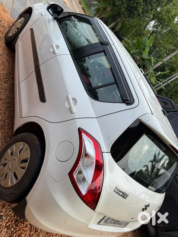 Maruti Suzuki Swift Vxi + Manual, 2013, Petrol